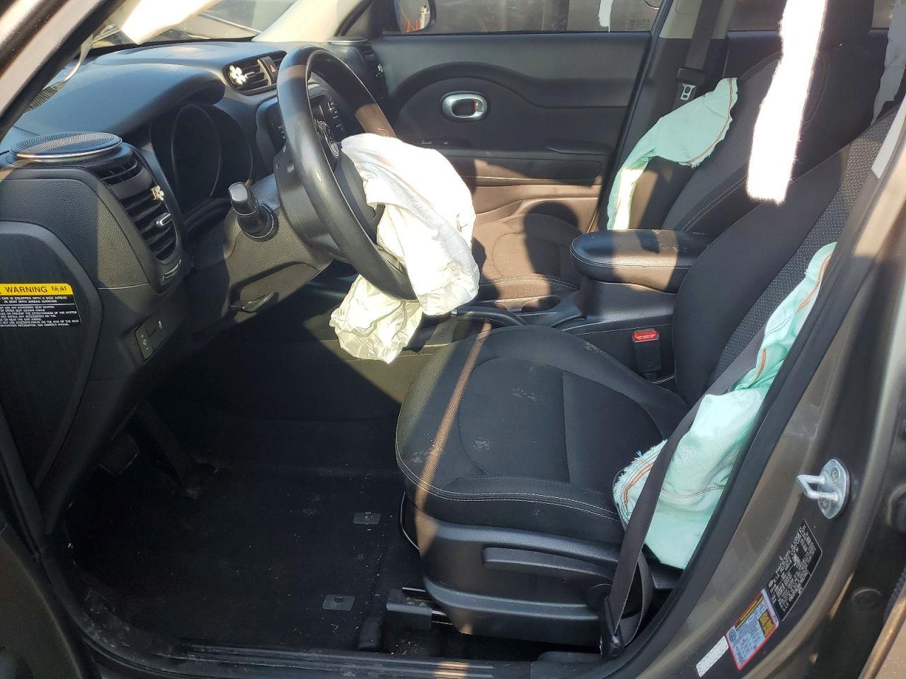 2019 Kia Soul + - Image 7