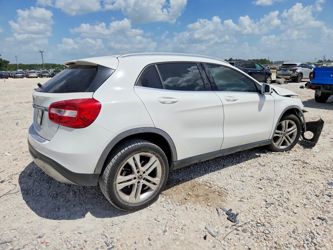 2019 Mercedes-Benz Gla 250 - Фото 3