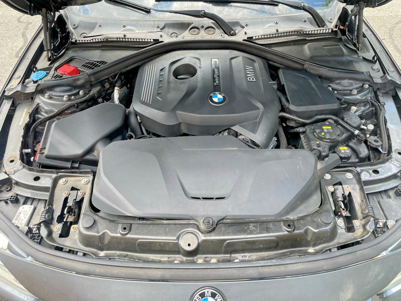 2018 BMW 330 Xi - Image 7