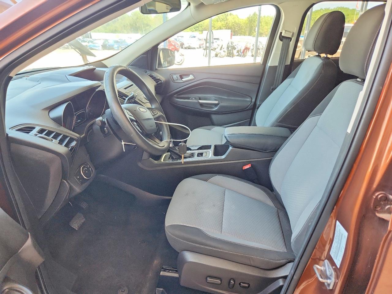 2017 Ford Escape Se - Фото 7