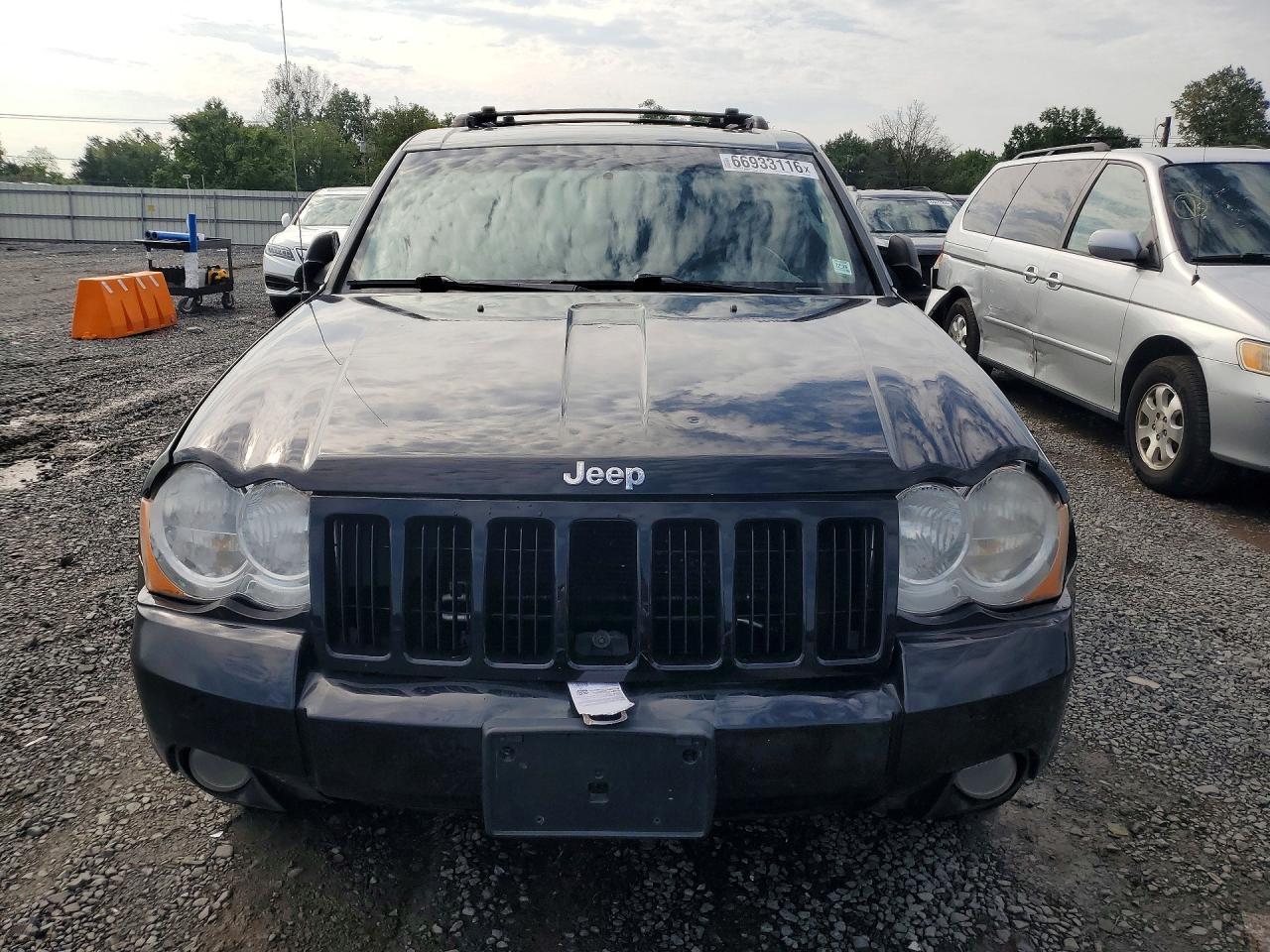 2008 Jeep Grand Cherokee Laredo - Image 5