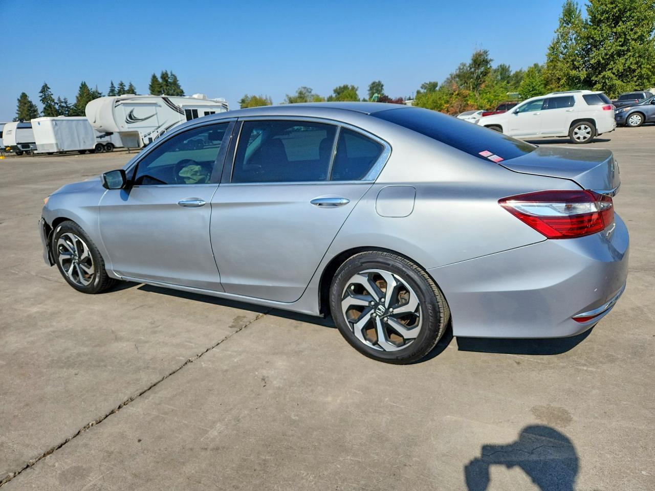 2017 Honda Accord Lx - Фото 2