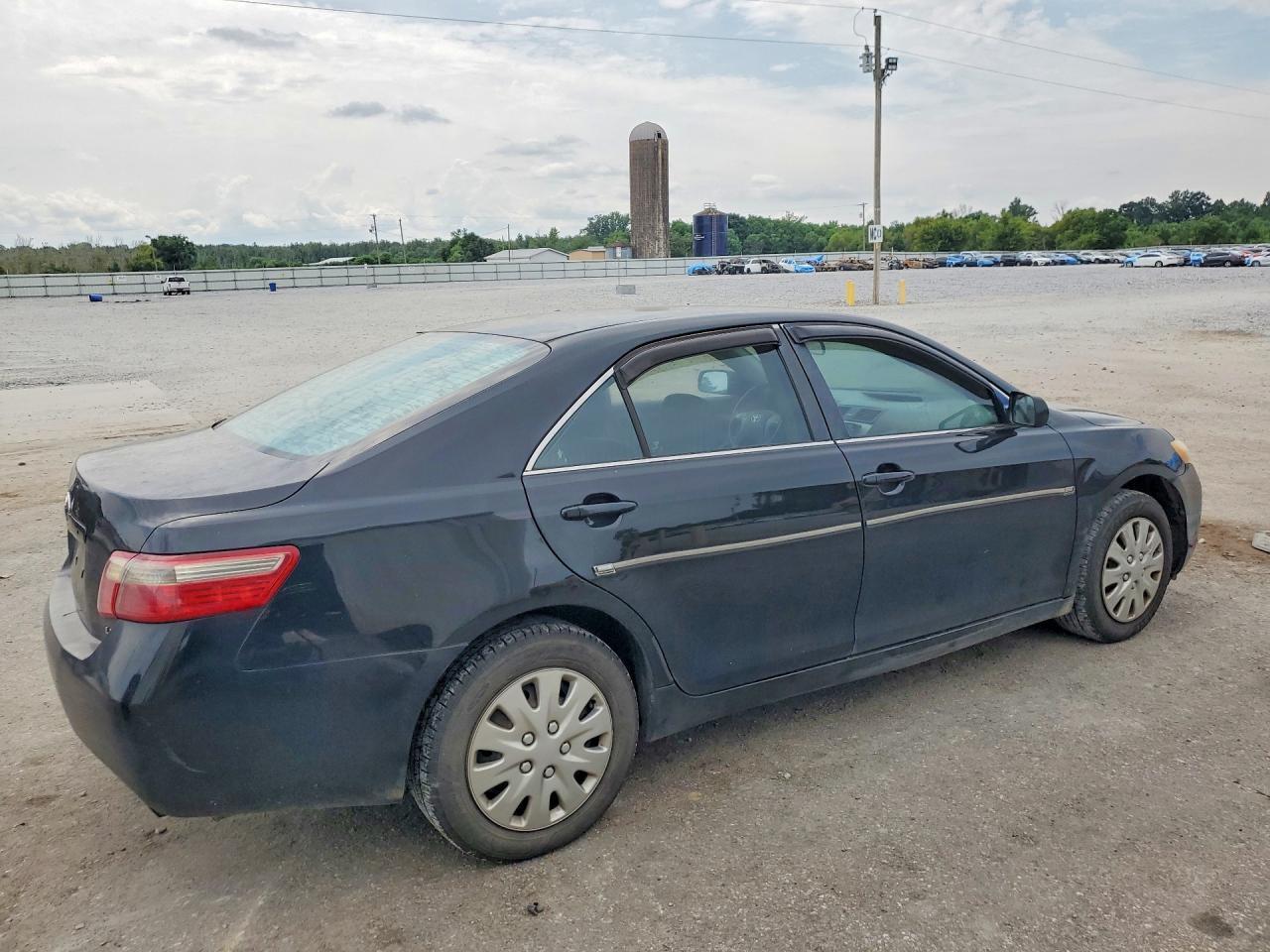 2007 Toyota Camry Le - Фото 3