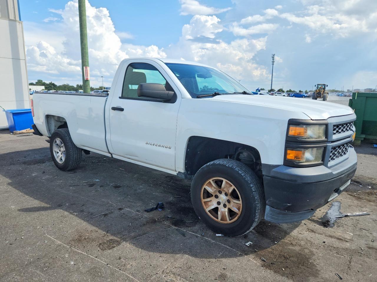 2014 Chevrolet Silverado C1500 - Image 4