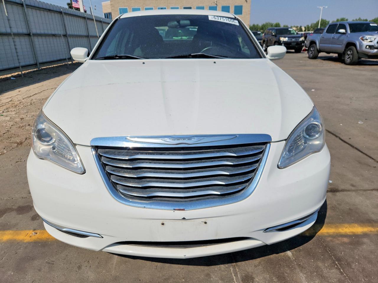 2011 Chrysler 200 - Фото 5