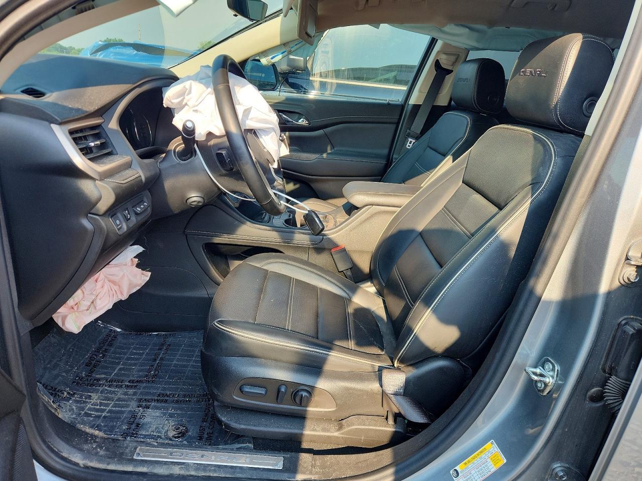 2023 GMC Acadia Denali - Фото 7