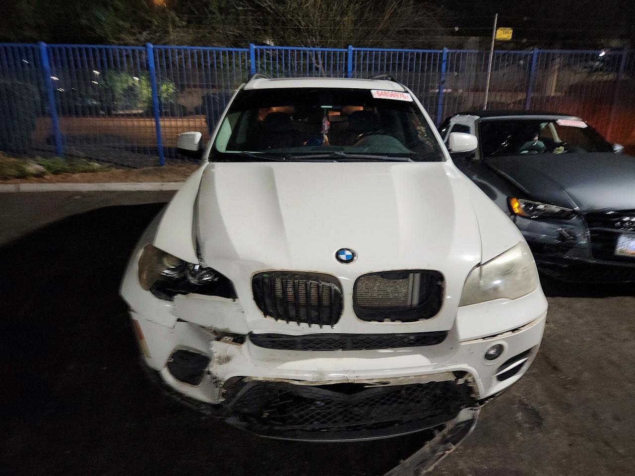 2011 BMW X5 xDrive35I - Фото 5