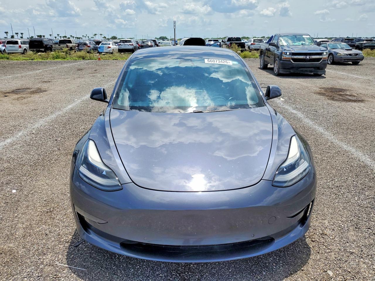 2021 Tesla Model 3 - Image 5