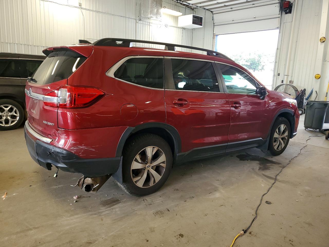 2022 Subaru Ascent Premium - Фото 3