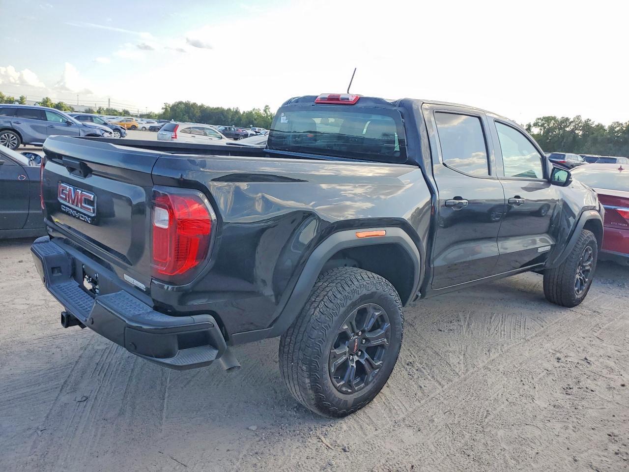 2025 GMC Canyon Elevation - Фото 3