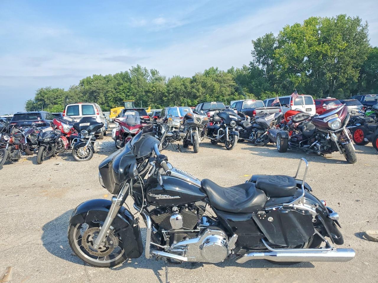 2010 Harley-Davidson Flhx - Image 3