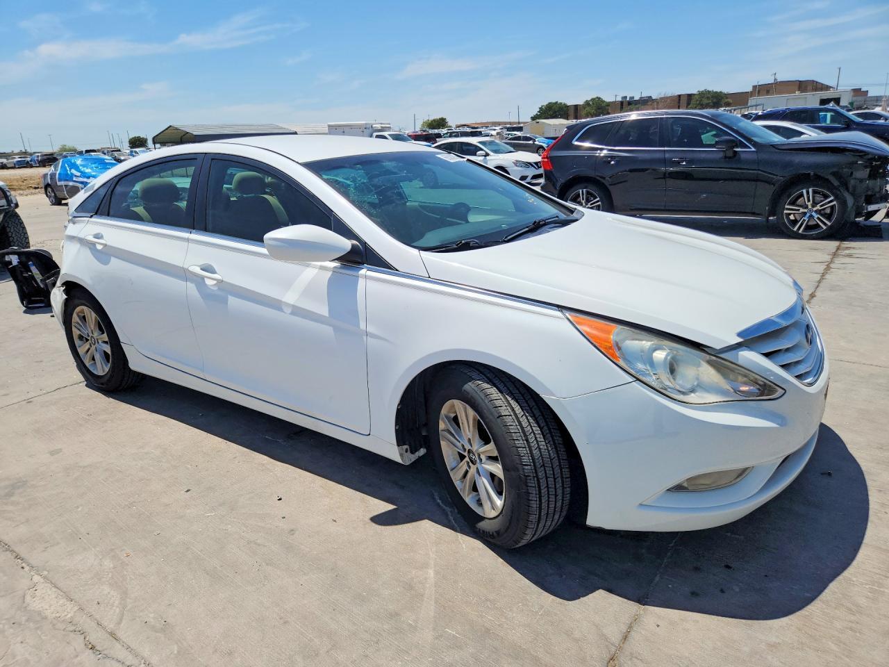 2013 Hyundai Sonata Gls - Image 4