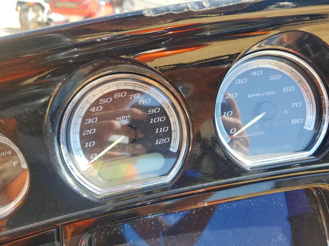 2019 Harley-Davidson Flhtk - Image 7