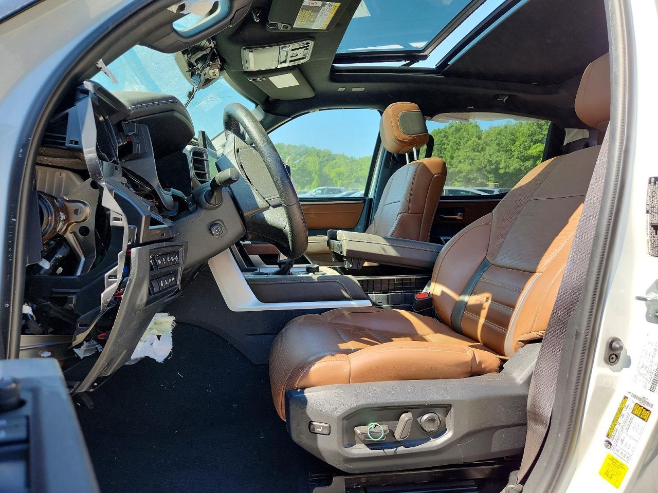 2023 Toyota Tundra 1794 Edition - Image 7