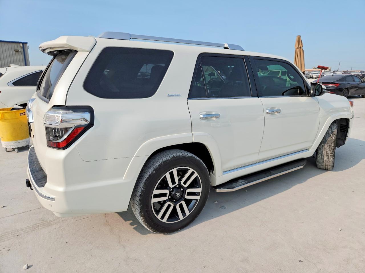 2020 Toyota 4Runner Limited - Фото 3