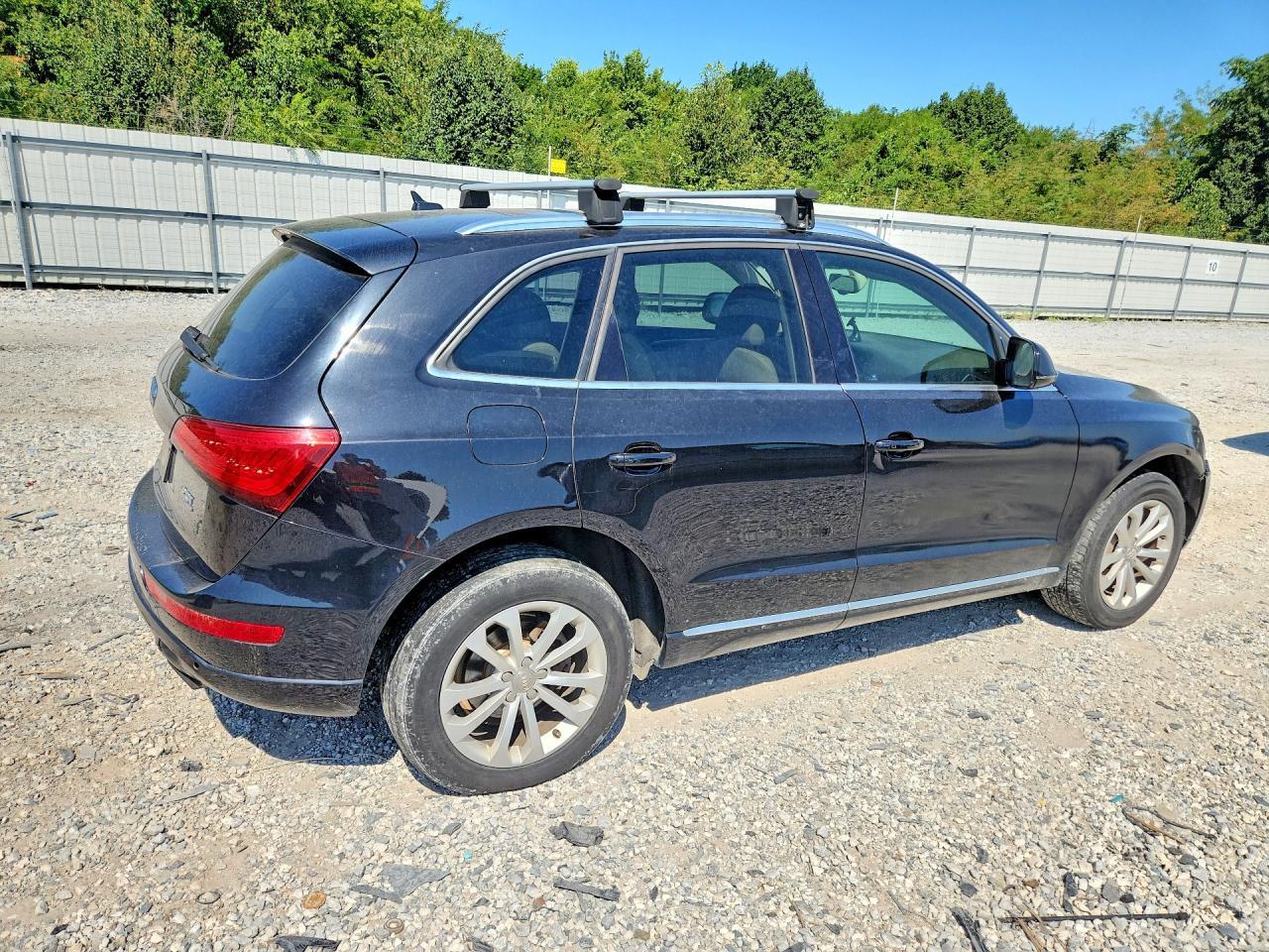 2013 Audi Q5 Premium Plus - Image 3