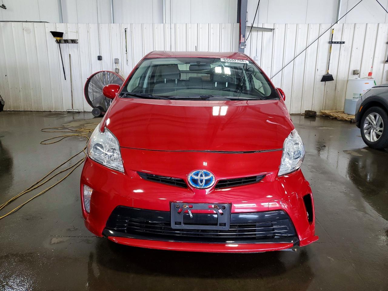2014 Toyota Prius Three - Фото 5