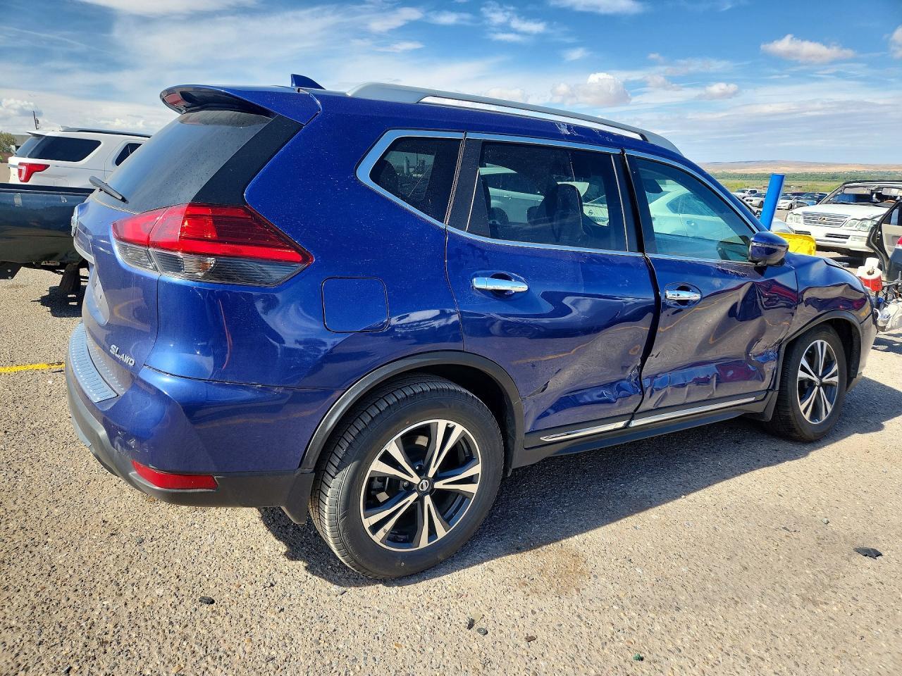 2017 Nissan Rogue Sl - Фото 3