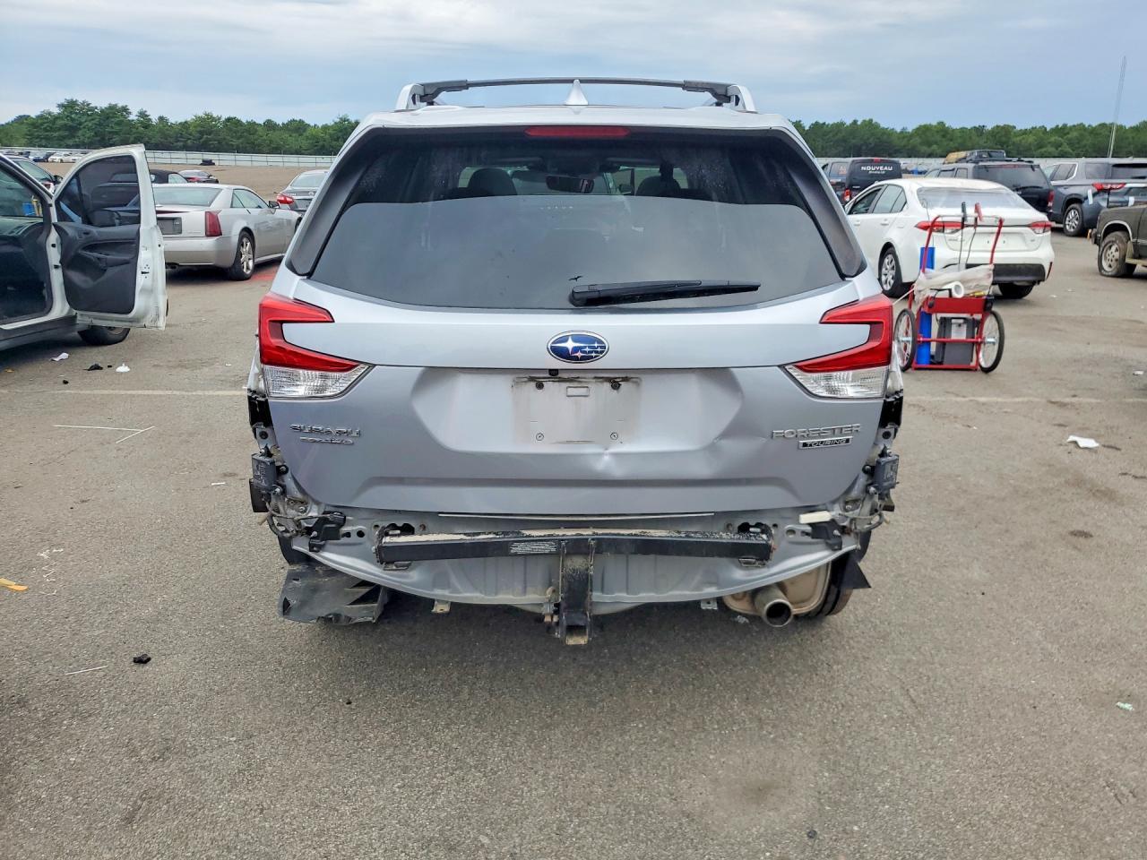 2022 Subaru Forester Touring - Фото 6