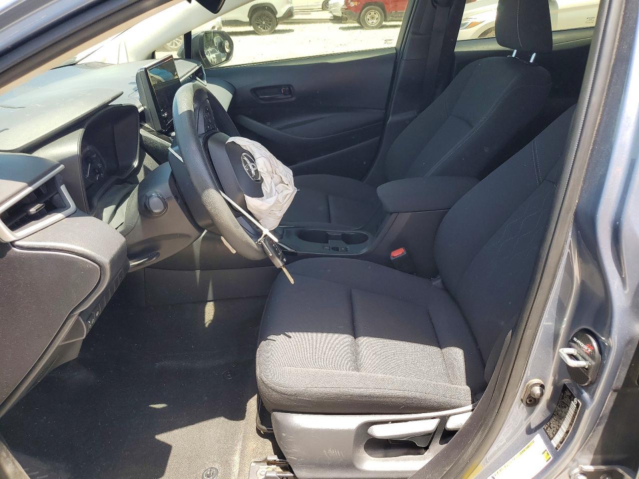2025 Toyota Corolla Le - Image 7