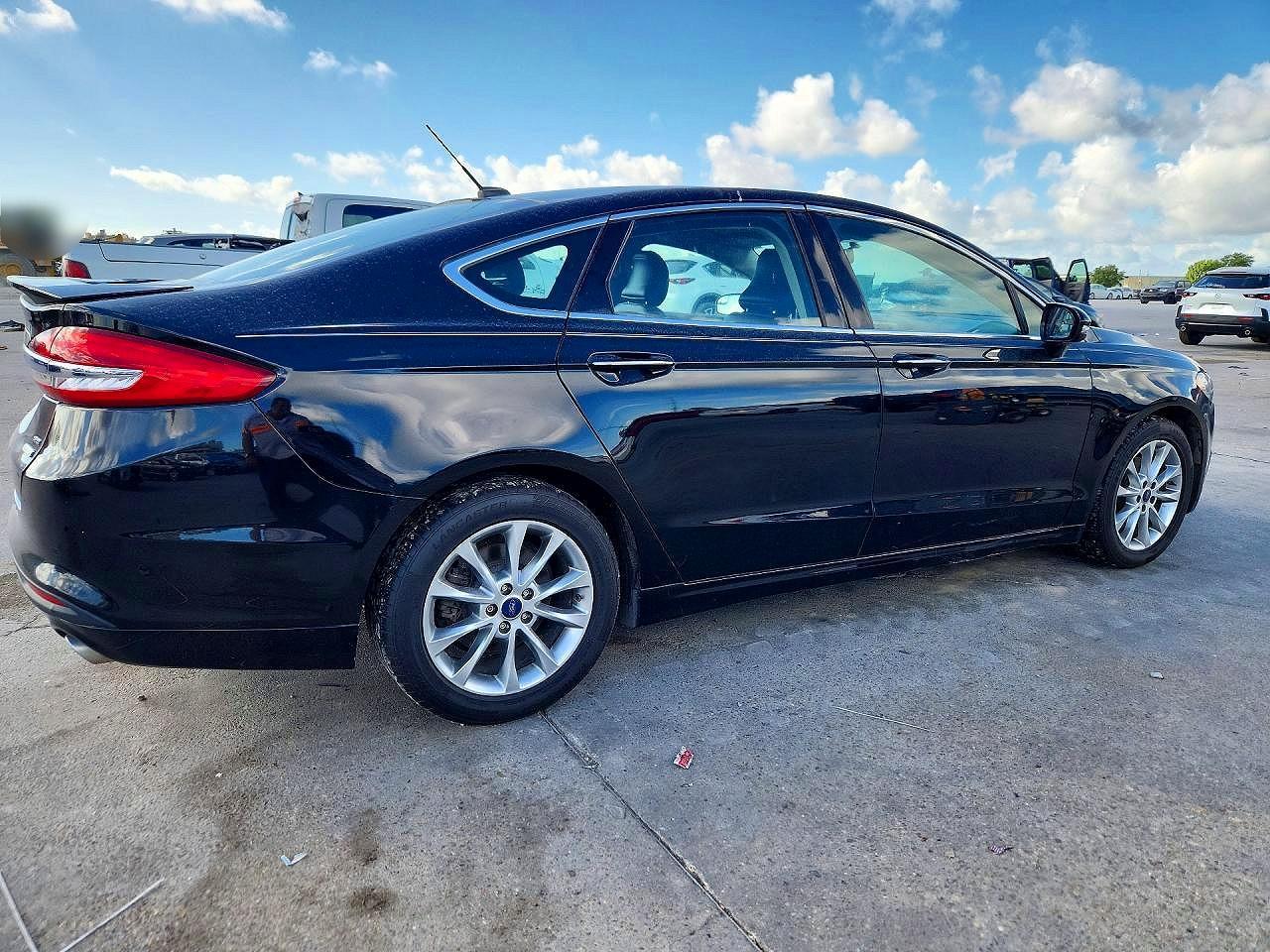 2017 Ford Fusion Se - Image 3