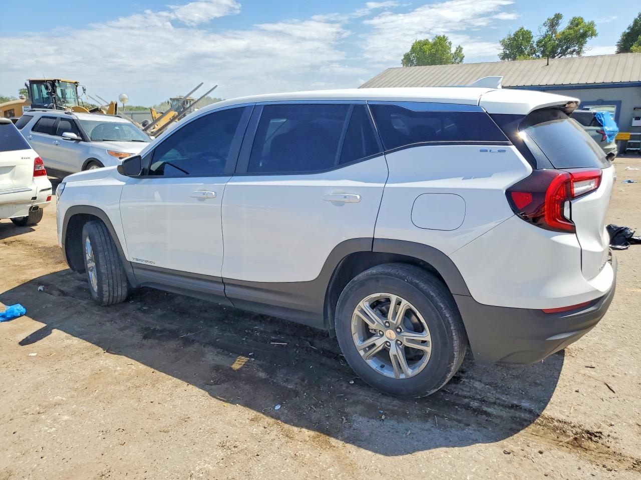 2023 GMC Terrain Sle - Фото 2