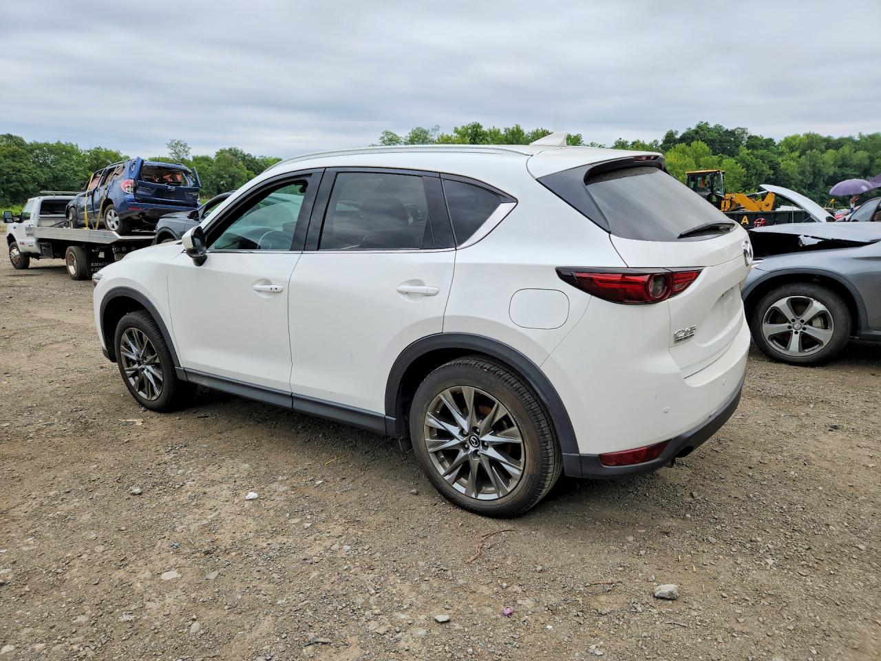 2021 Mazda Cx-5 Signature - Фото 2