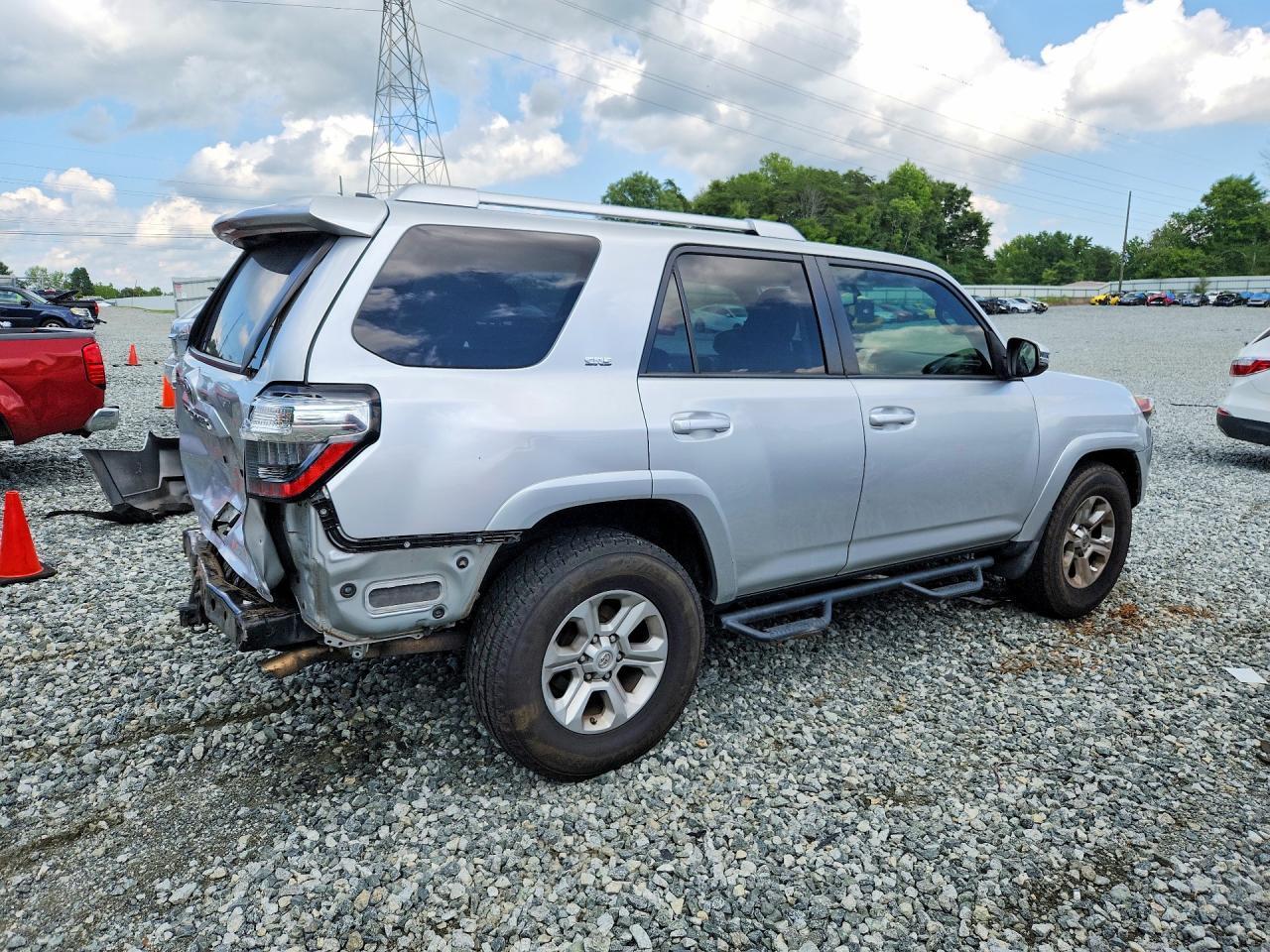 2017 Toyota 4Runner Sr5 Premium - Image 3