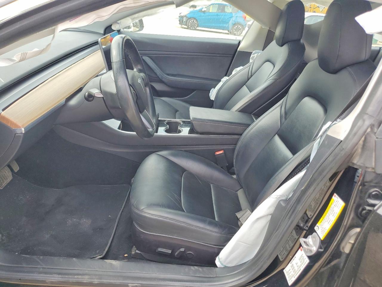 2018 Tesla Model 3 - Image 7