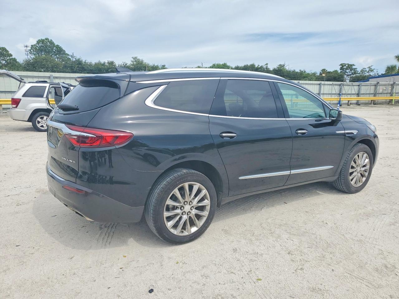 2019 Buick Enclave Essence - Фото 3