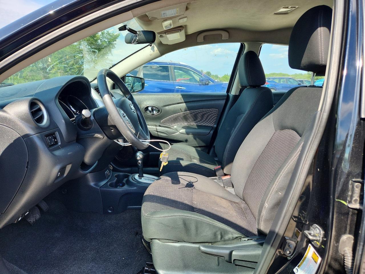 2019 Nissan Versa Sv - Image 7