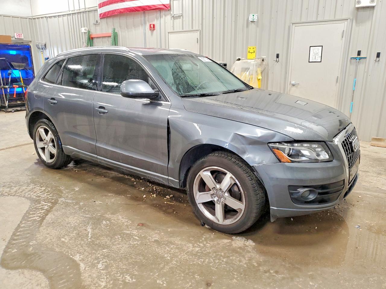 2012 Audi Q5 Premium Plus - Image 4