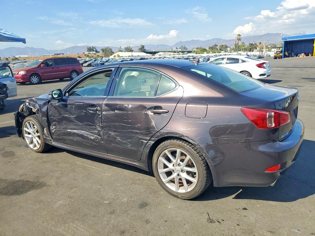 2012 Lexus Is 250 Base - Фото 2