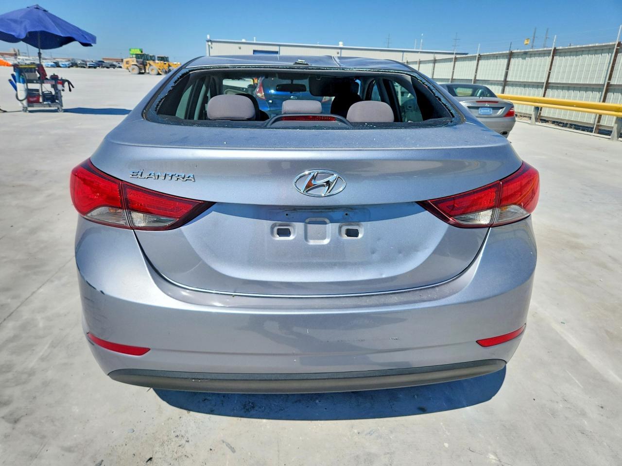 2016 Hyundai Elantra Se - Фото 6
