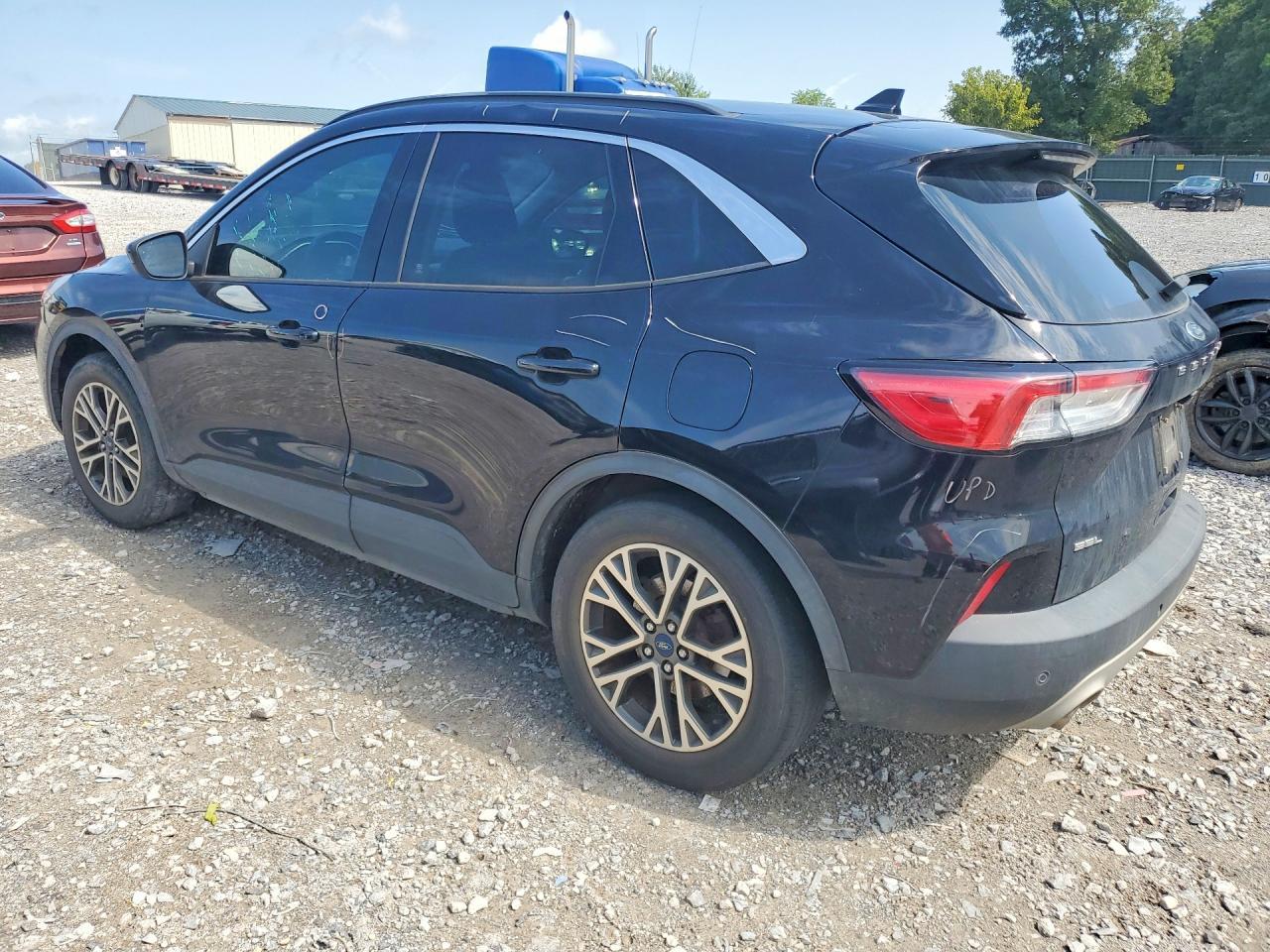 2020 Ford Escape Sel - Фото 2