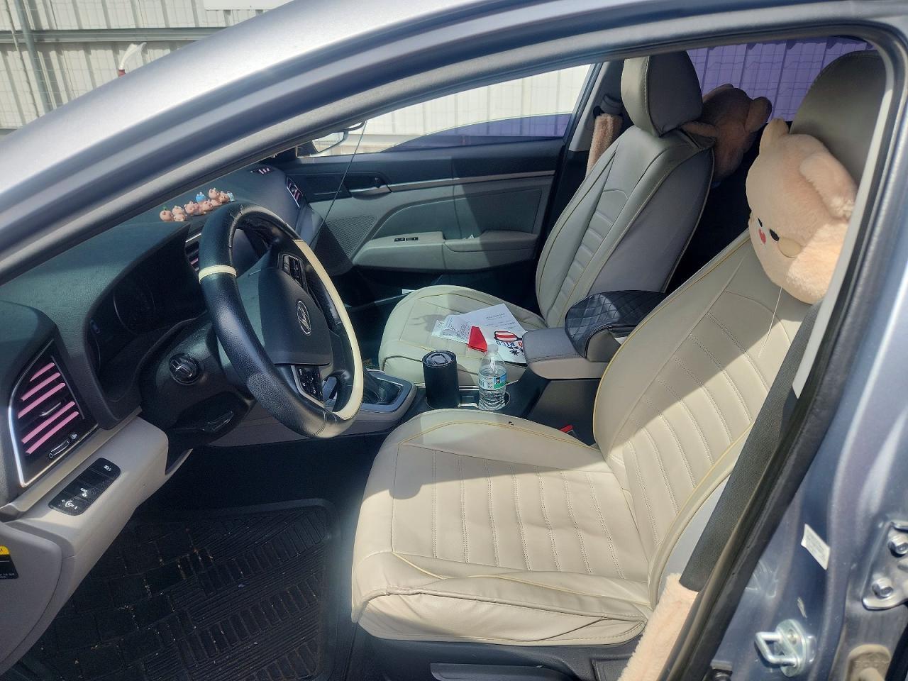2017 Hyundai Elantra Se - Image 7