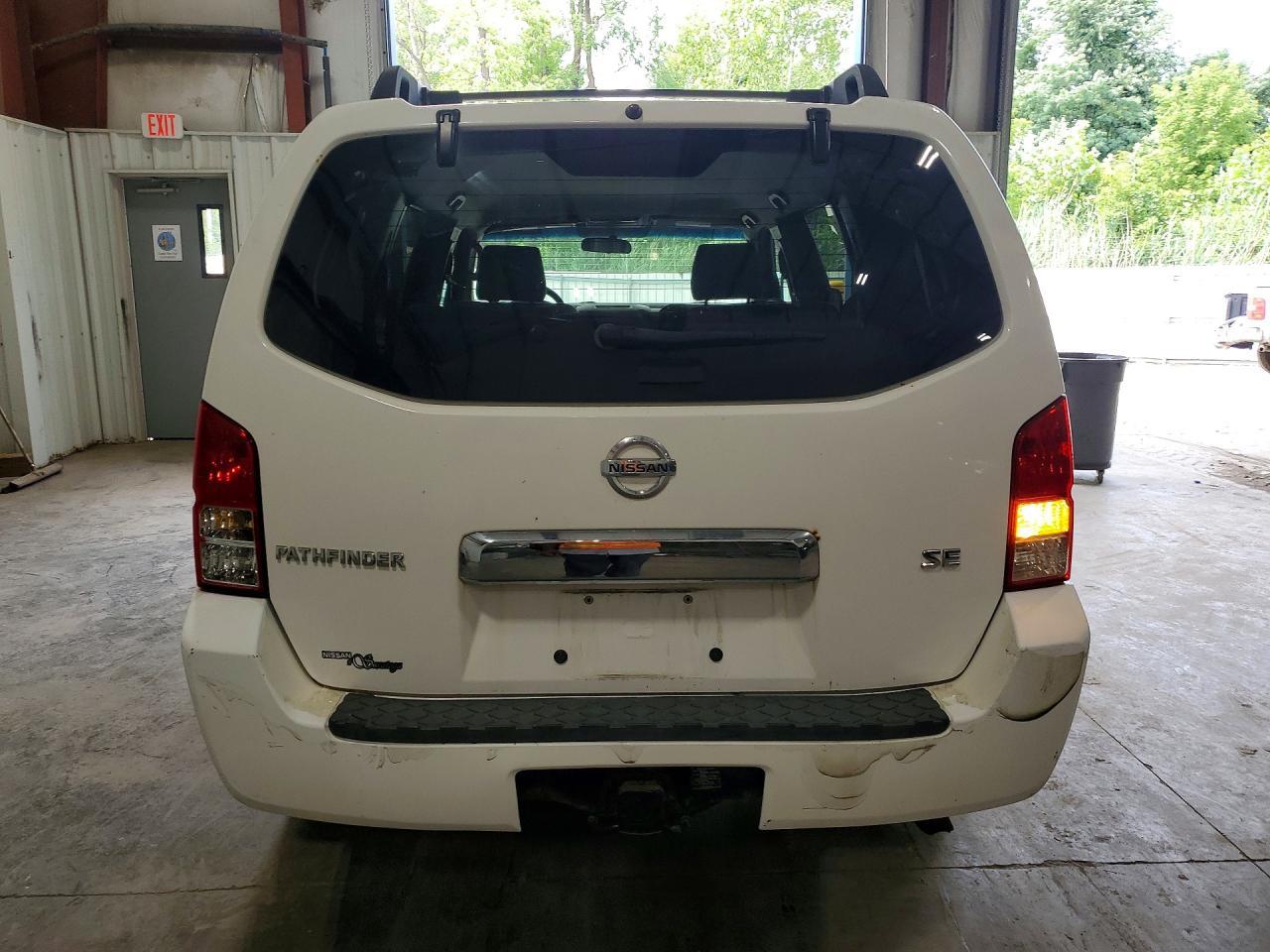 2005 Nissan Pathfinder Xe - Фото 6