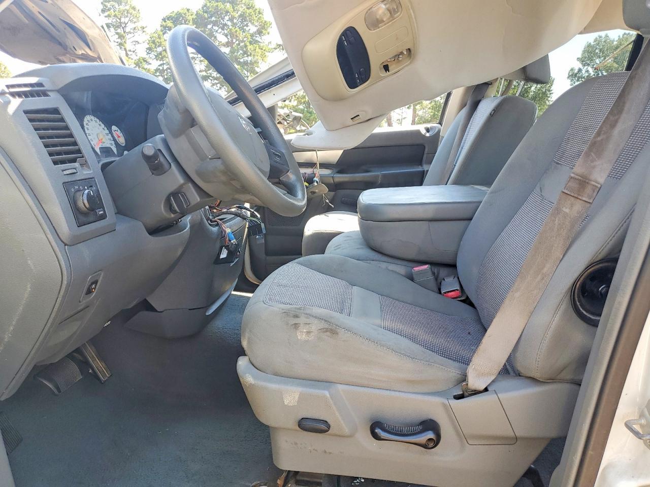 2007 Dodge Ram 1500 St - Фото 7