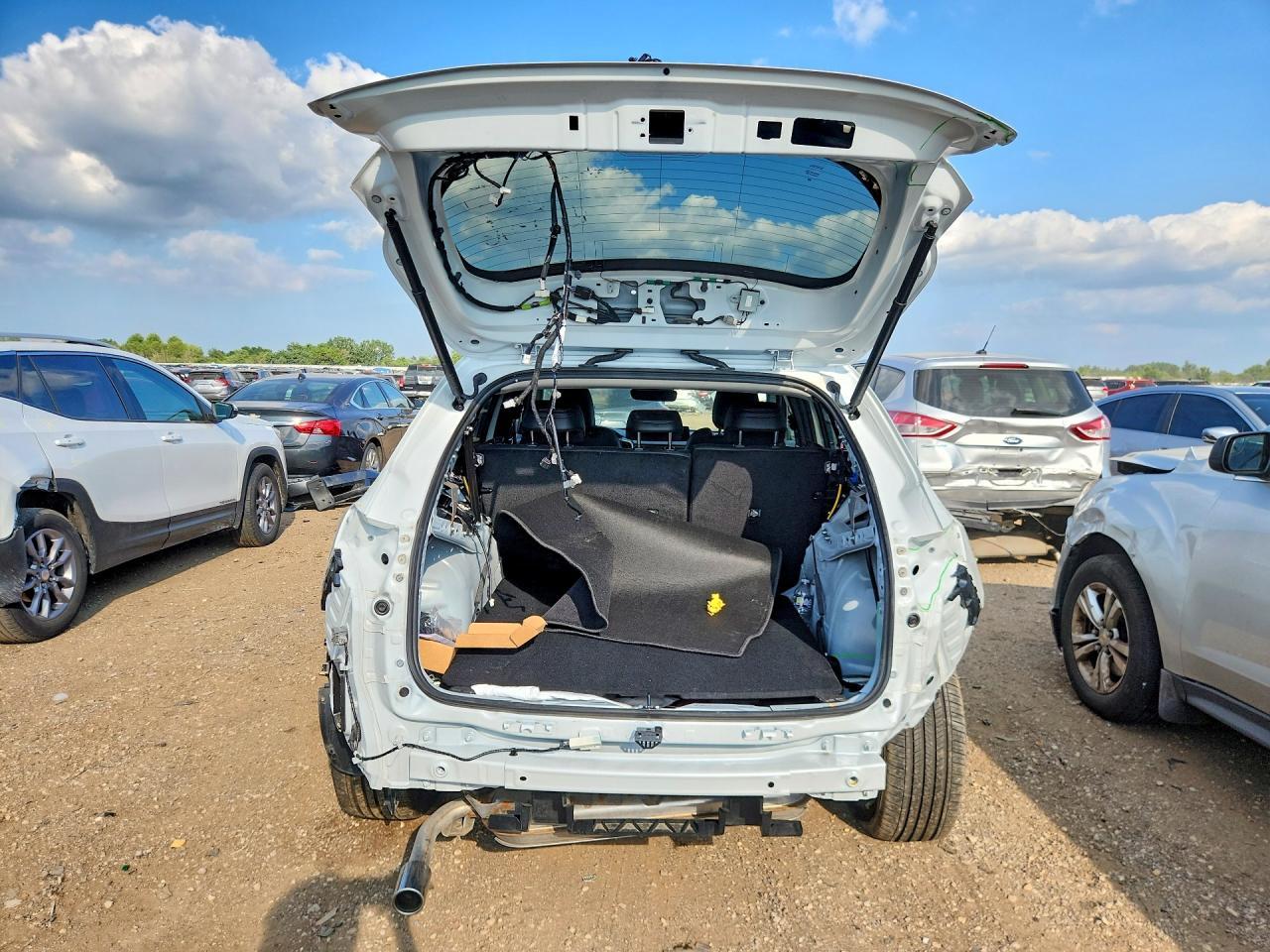 2025 Mazda Cx-50 Premium Plus - Фото 6