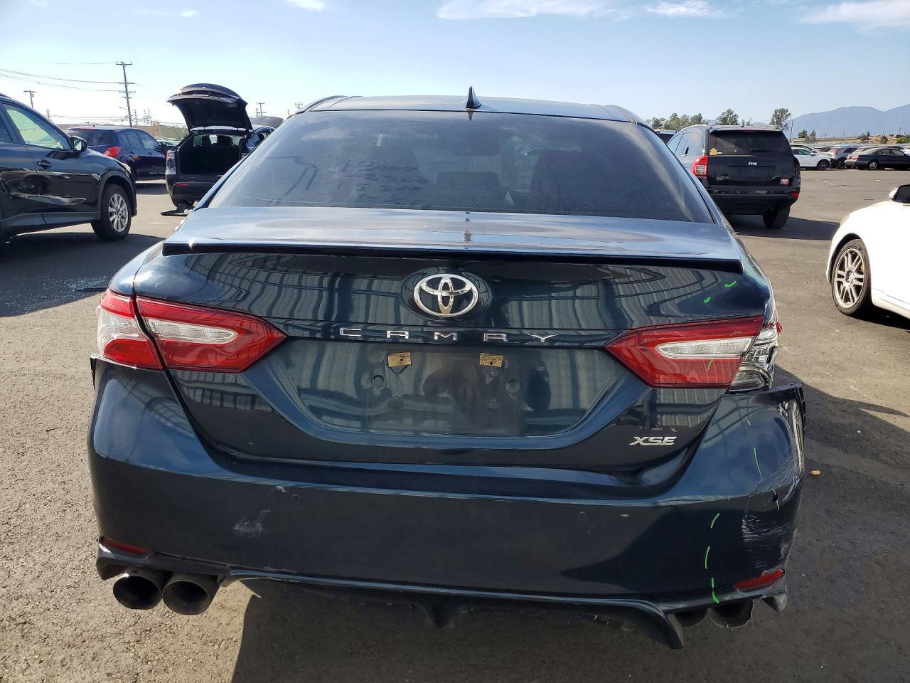 2018 Toyota Camry Xse - Фото 6