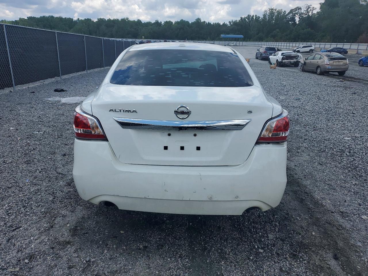 2015 Nissan Altima 2.5 S - Фото 6