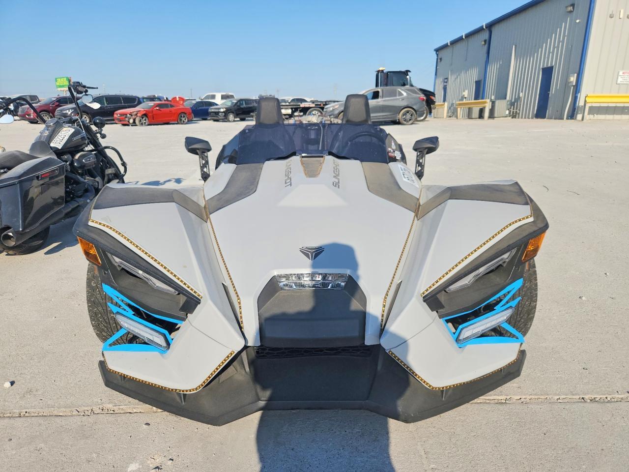 2022 Polaris Slingshot S - Фото 2