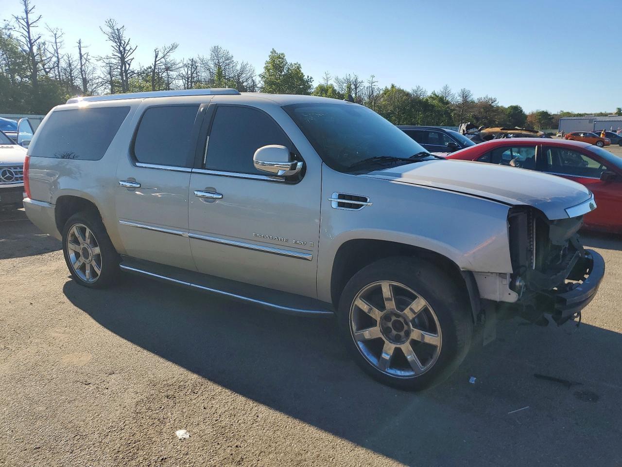 2009 Cadillac Escalade Esv Luxury - Image 4