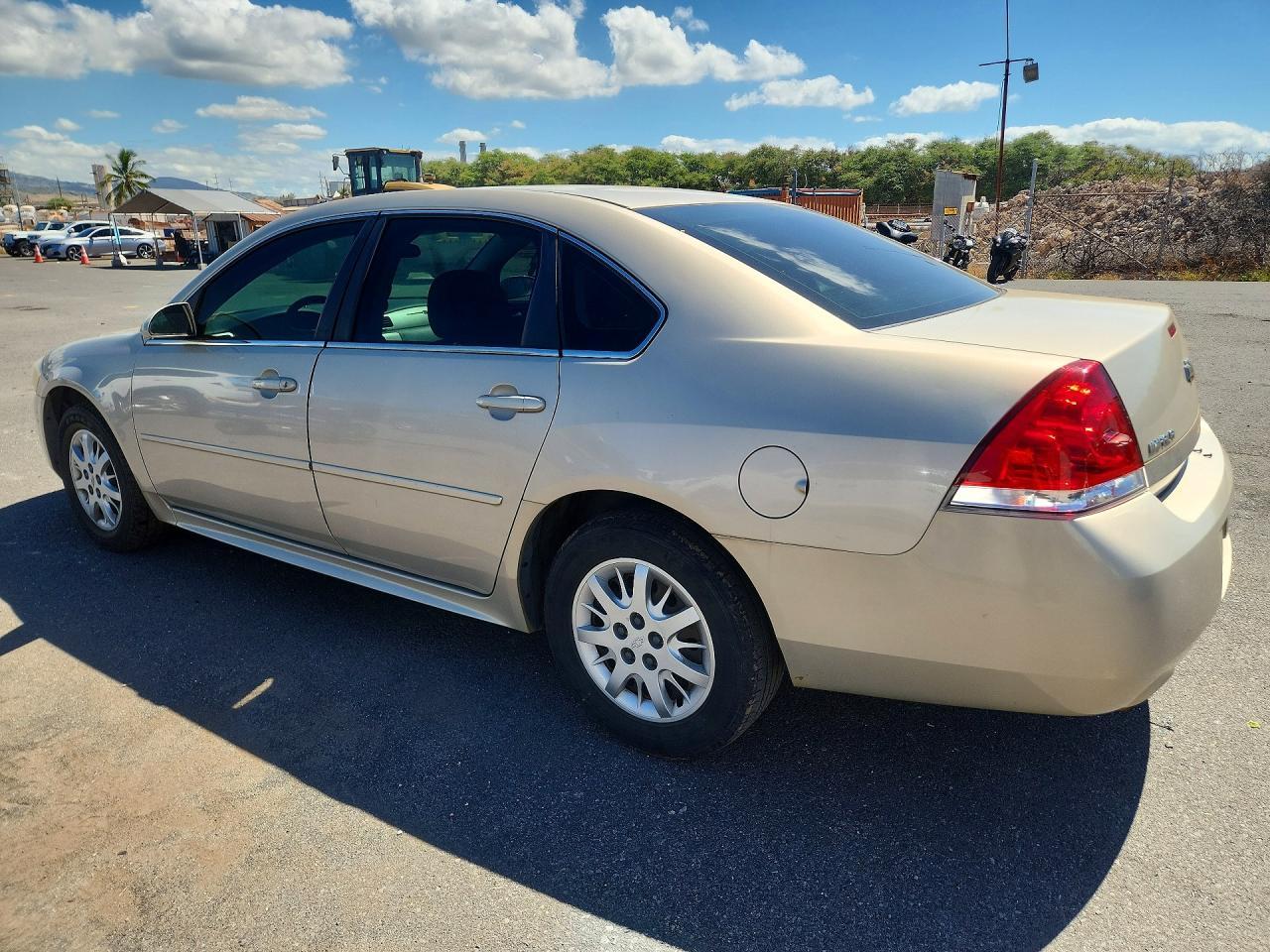2010 Chevrolet Impala Police - Image 2