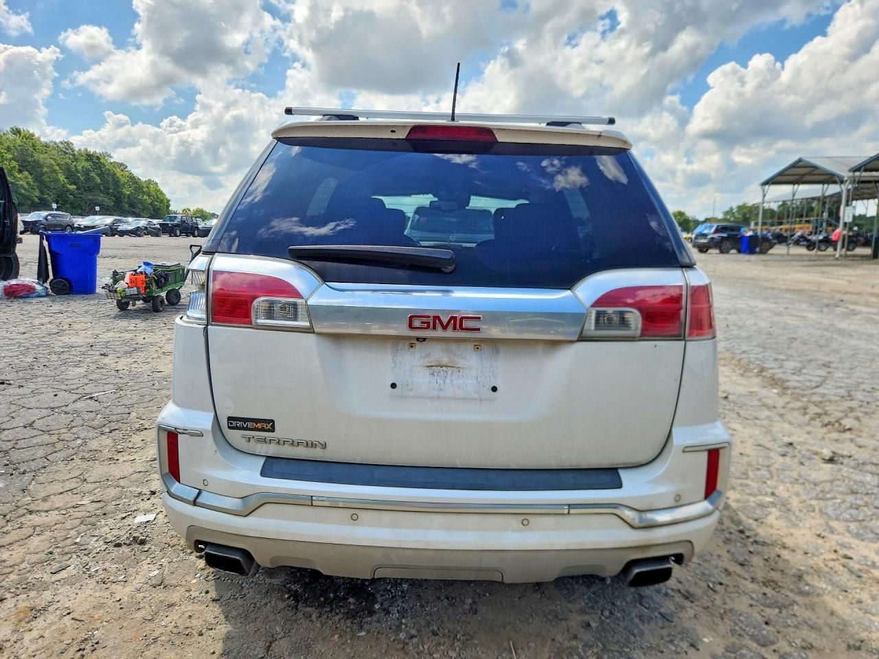 2016 GMC Terrain Denali - Фото 6