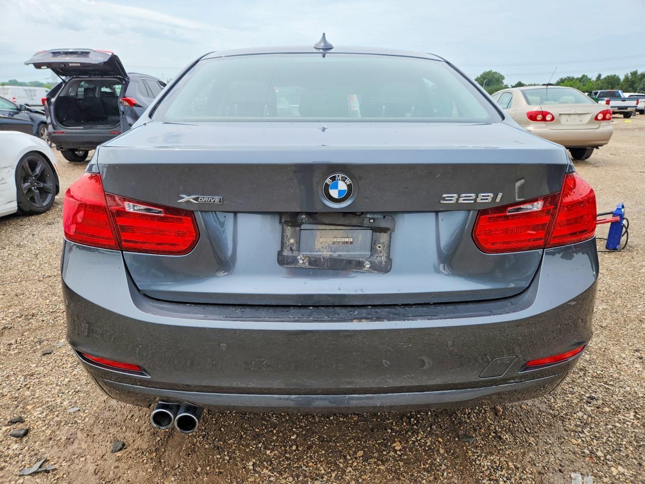 2015 BMW 328 Xi Sulev - Фото 6