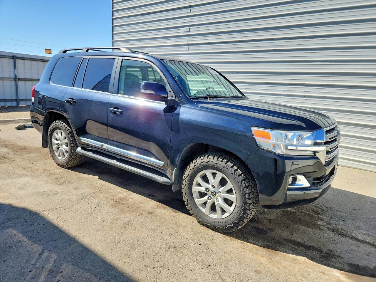 2017 Toyota Land Cruiser Base - Фото 4