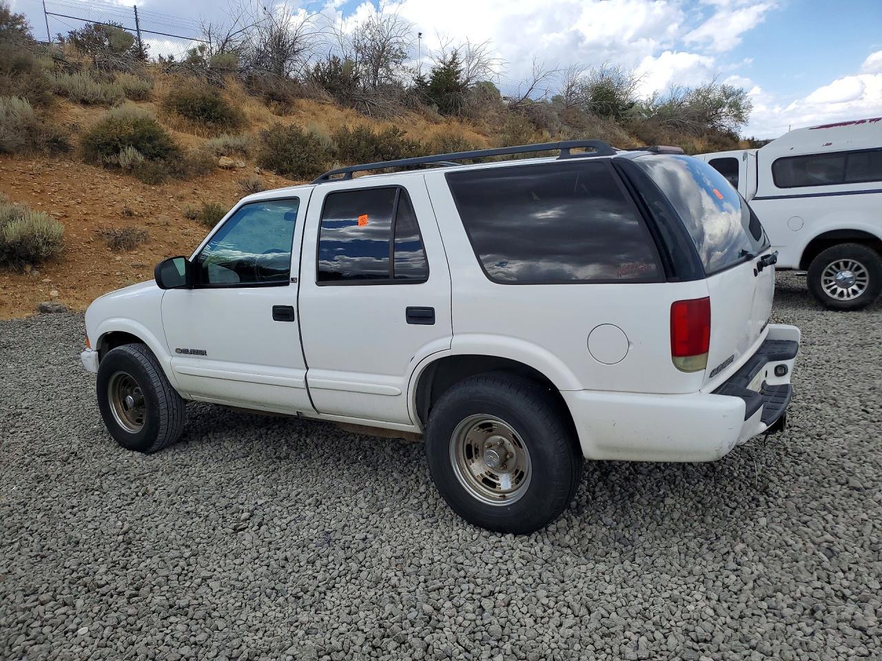2002 Chevrolet Blazer - Фото 2