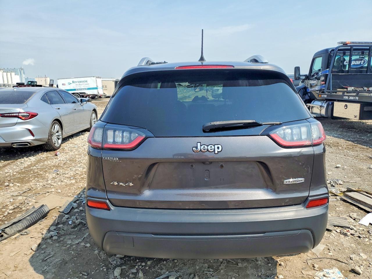 2019 Jeep Cherokee Latitude Plus - Фото 6