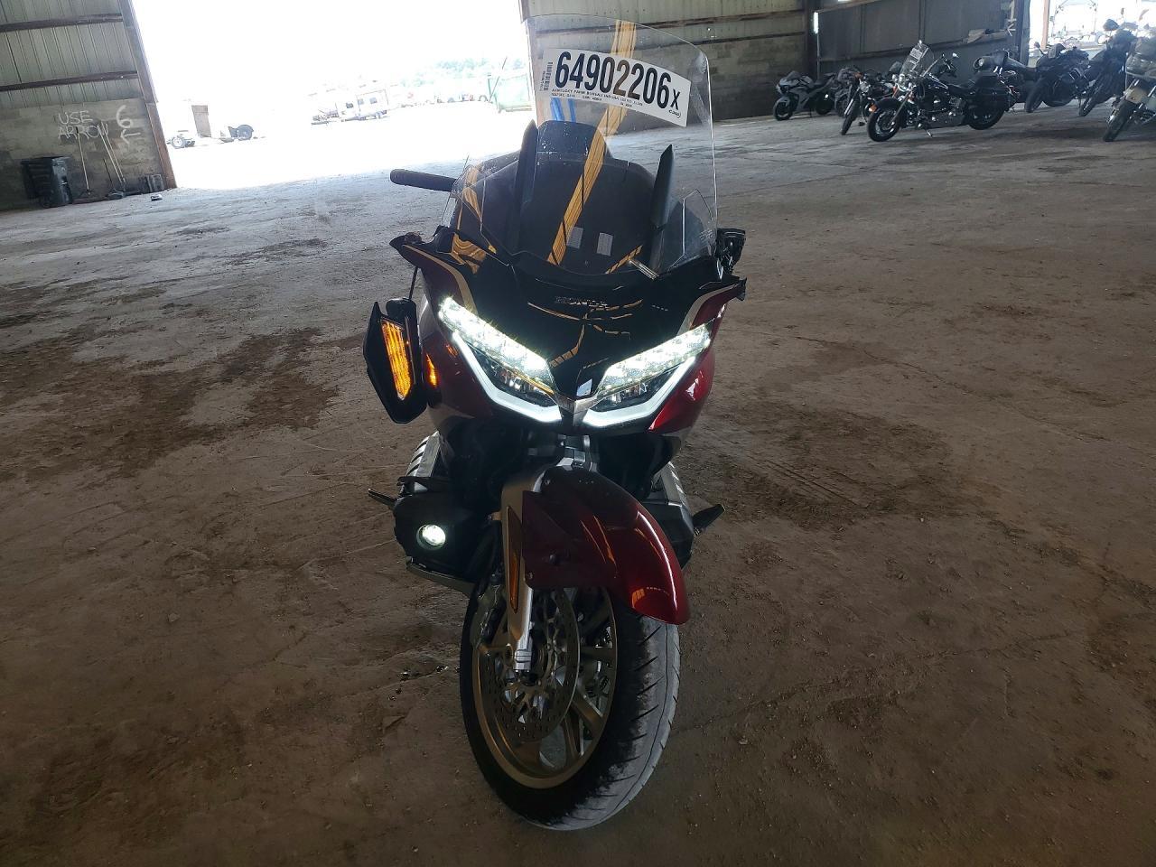 2021 Honda Gl1800 D - Фото 2